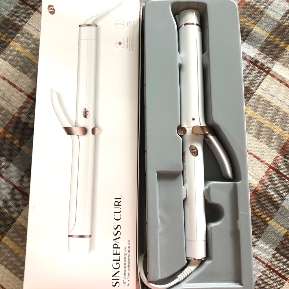 T3 Singlepass Curling Iron